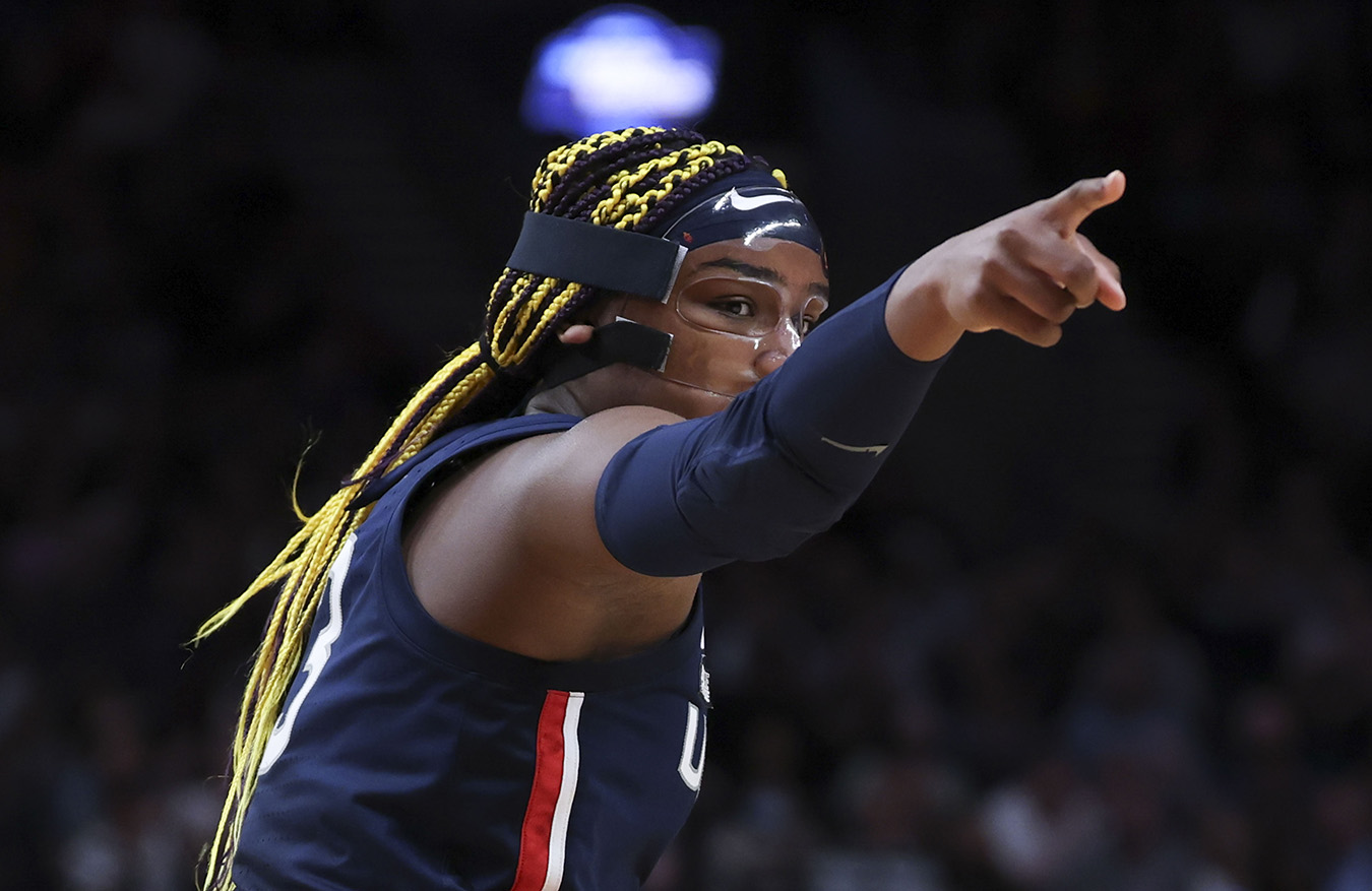 UConn knocks off No. 1-seed USC to reach its 23rd Final Four, 80-73 - Vimarsana News