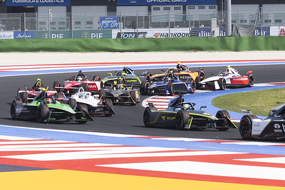 In a whole new way to race … drivers, start your electric motors! - Vimarsana News