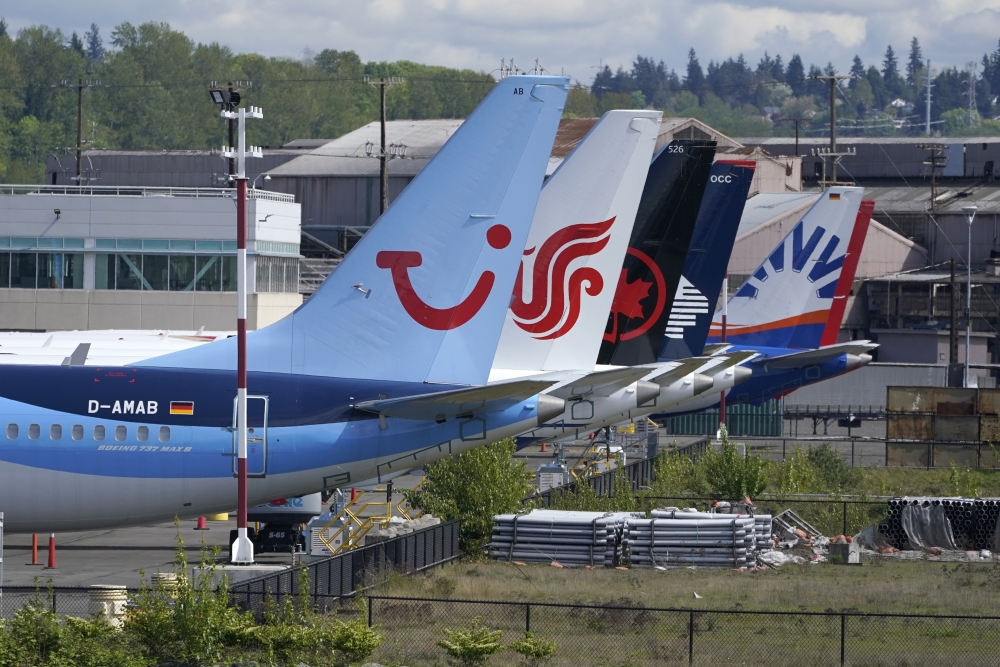 Earns Boeing