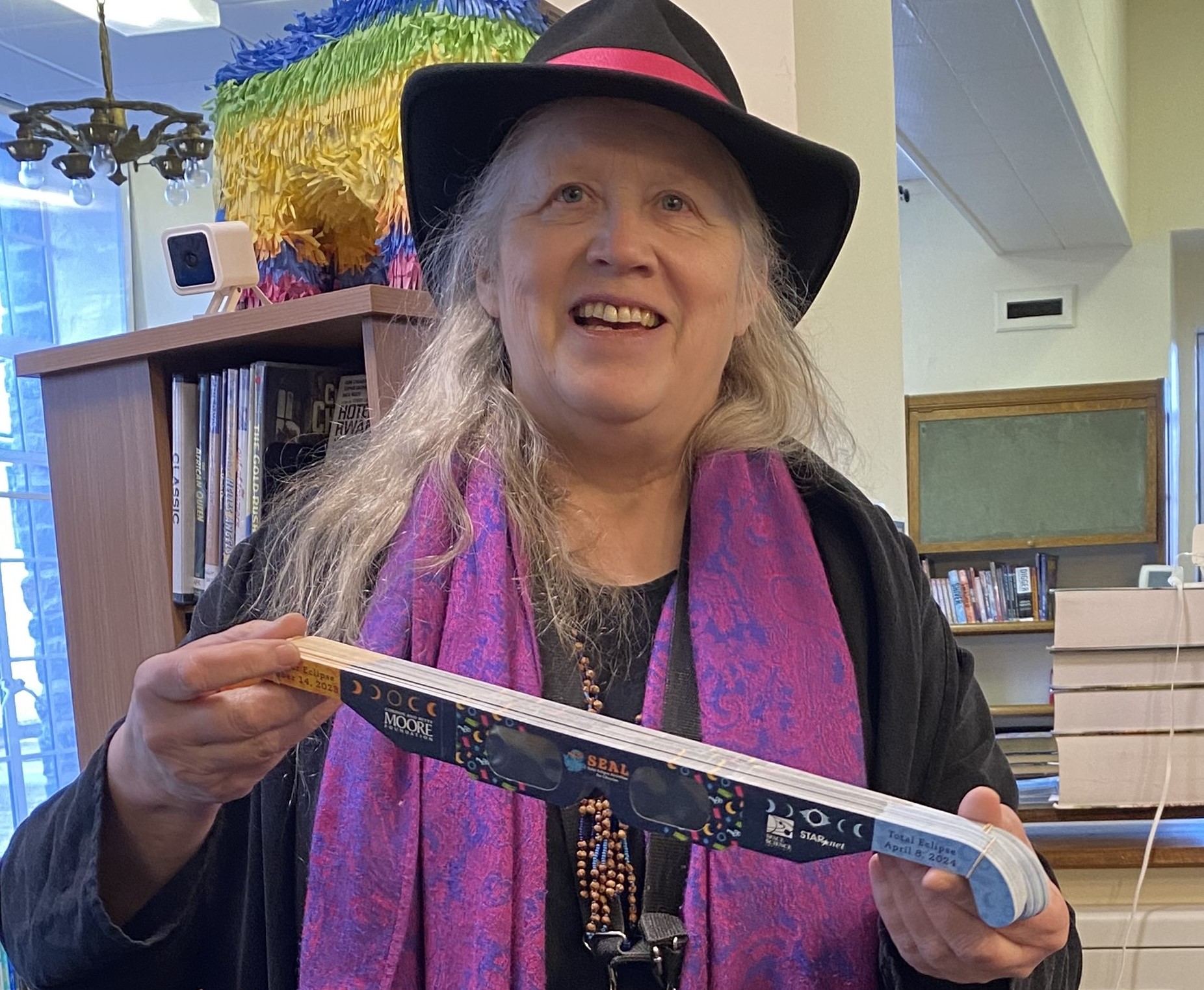 Eclipse mania takes over Oxford Hills - Vimarsana News