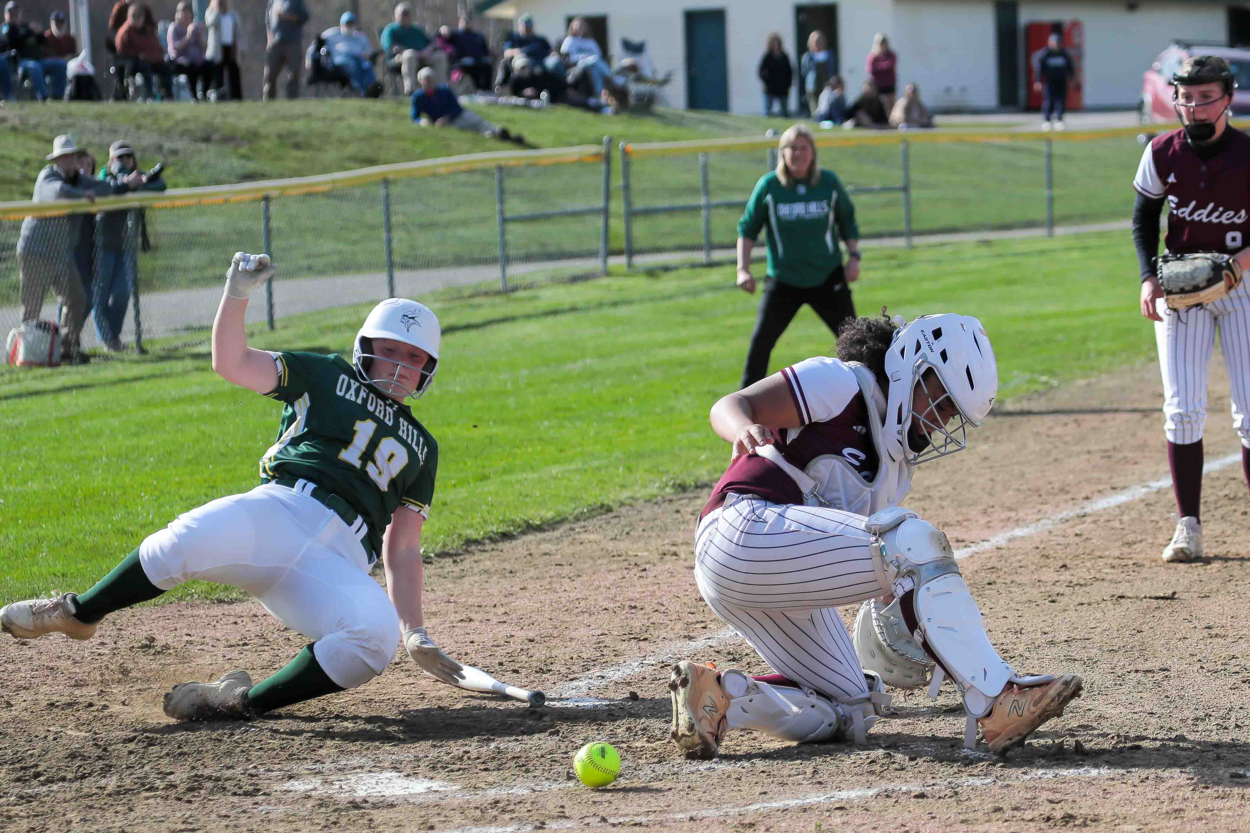 Softball: Oxford Hills avenges only loss with victory over Edward Little - Vimarsana News