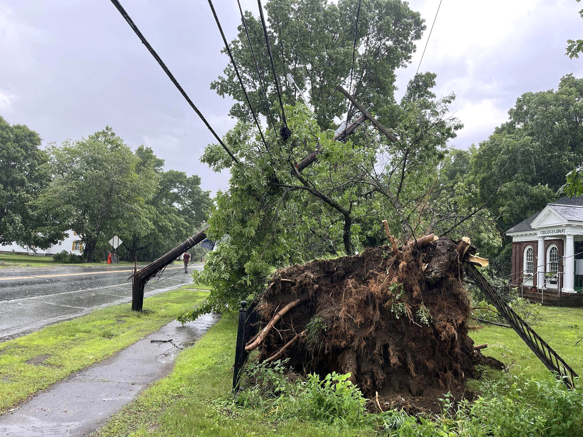 Solon storm damage likely due to microburst on Thursday