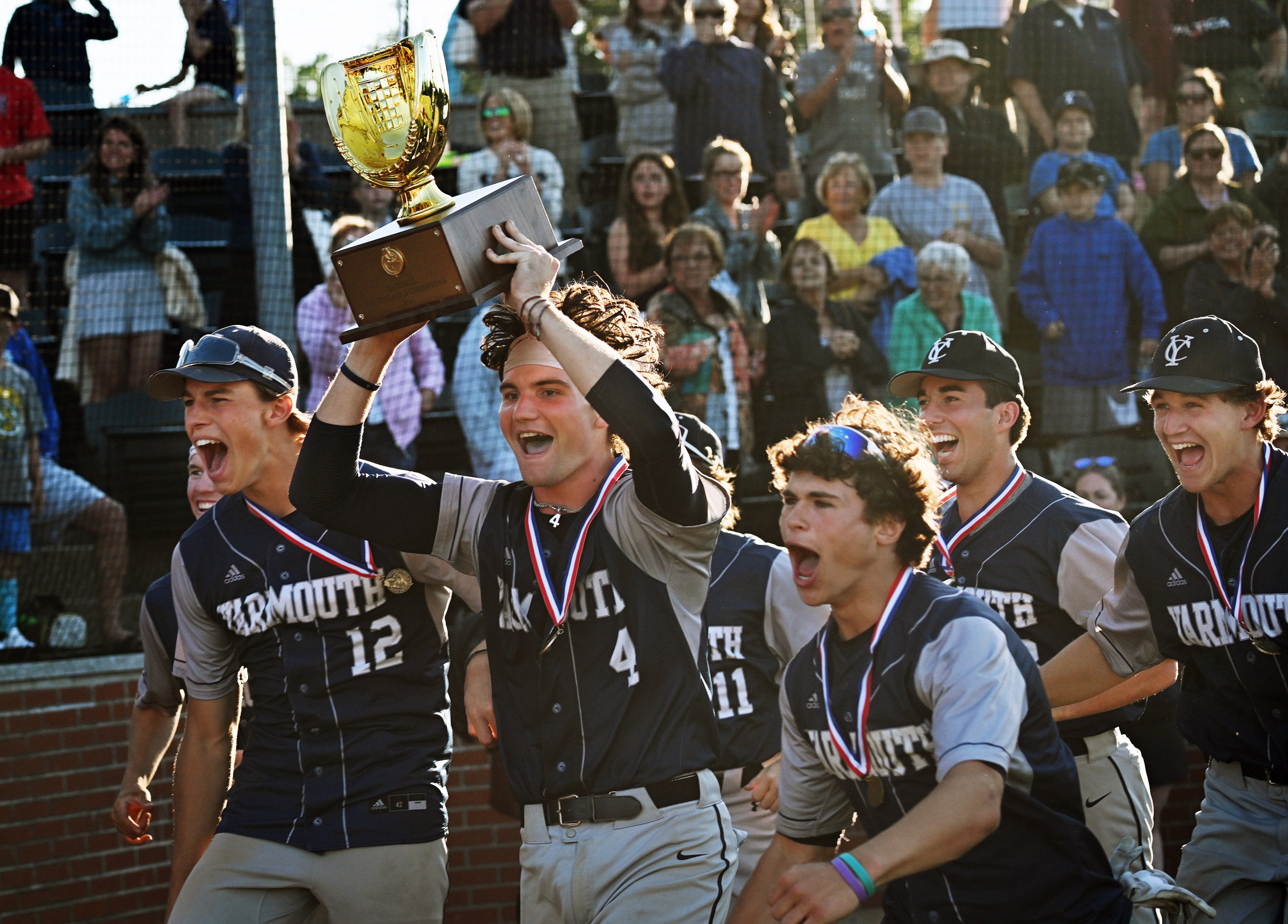 Yarmouth seniors bow out as champions, beat Caribou in state final