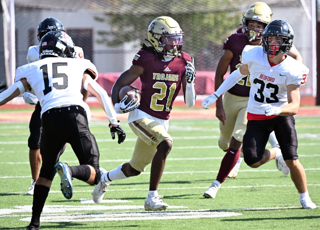 Football: Thornton Academy can’t hold early lead in 35-21 loss to N.H. power Bedford