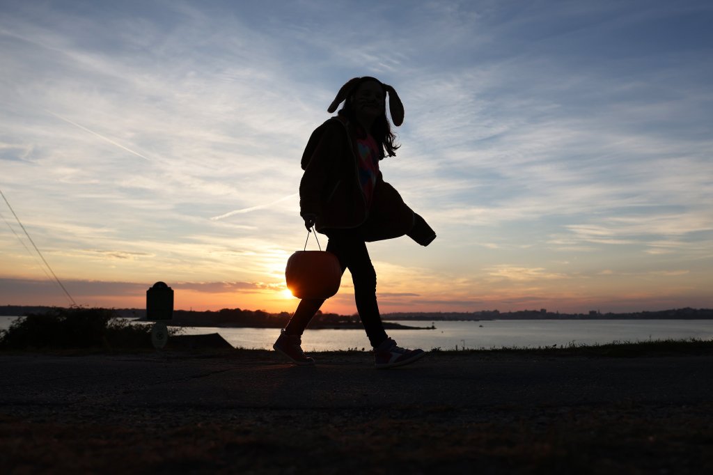 In photos Halloween on Peaks Island