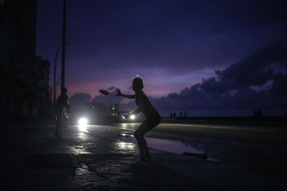 APTOPIX Cuba Power Outage