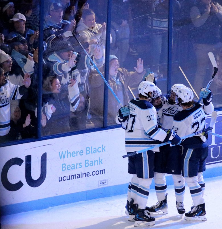 Maine men’s hockey notches fourth win in a row