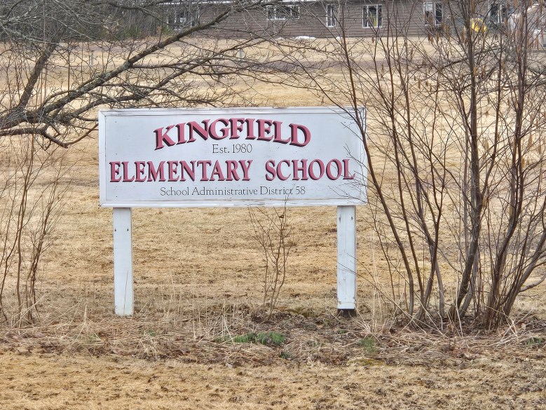 Kingfield draft withdrawal plan outlines school structure, process
