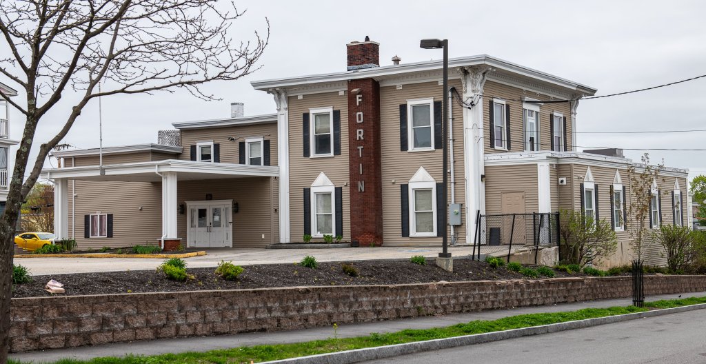 Former Lewiston funeral home chosen for 24-hour homeless shelter