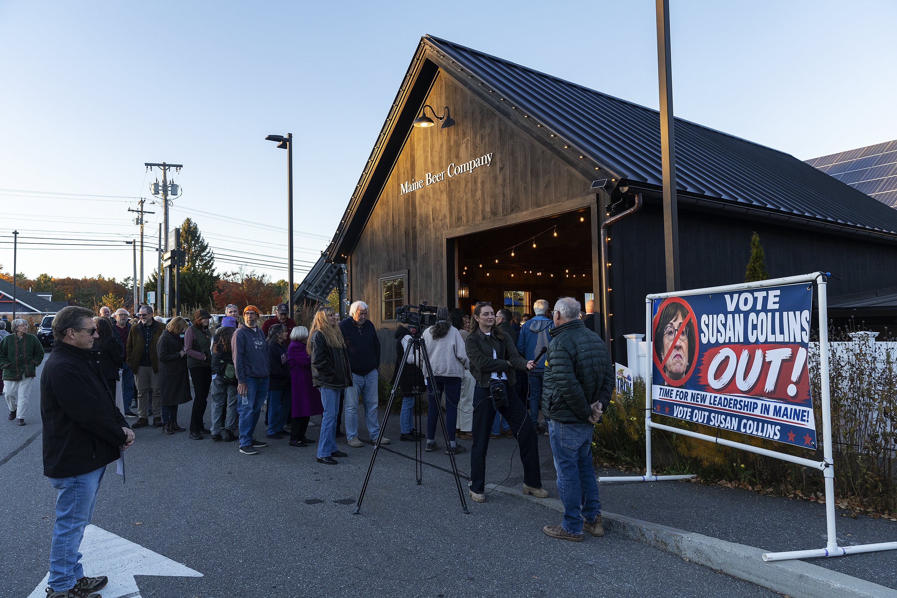 Sen Class Seating Arizona Sen. Mark Kelly rallies Maine Democrats for Troy Jackson in ...