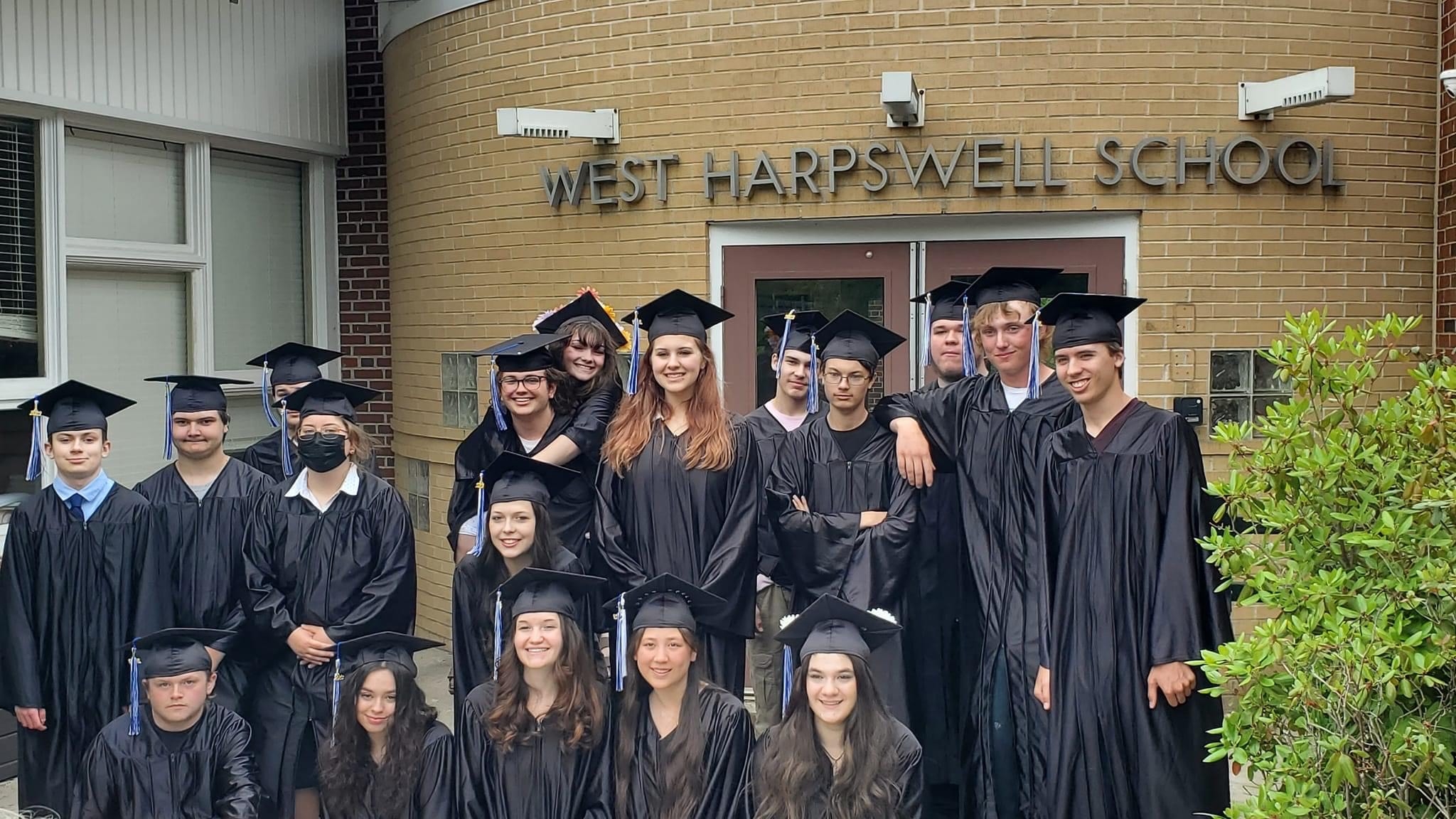 Harpswell Coastal Academy’s final graduating class sad to see school go