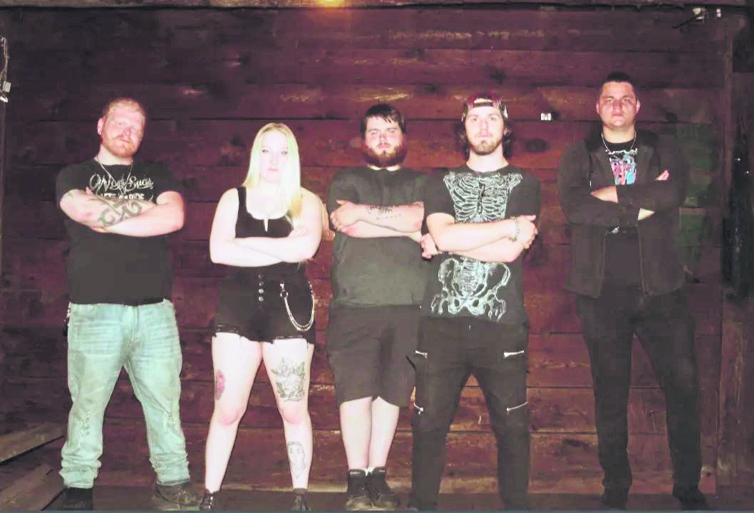 Live music at Mixers this weekend